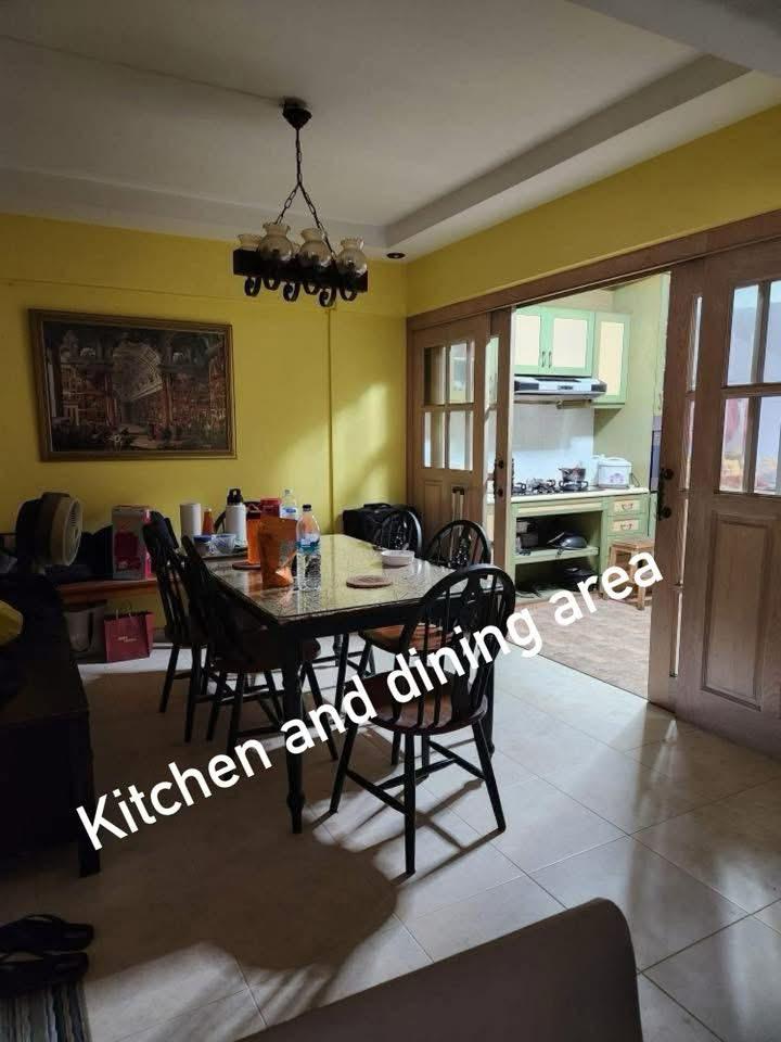 Ad photograph